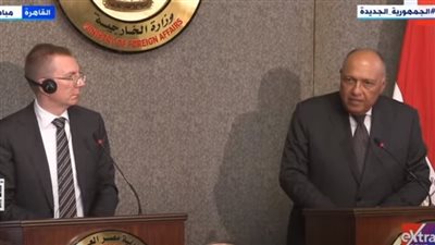 سامح شكري: وفد اقتصادي مرافق لوزير خارجية لاتفيا للقاء نظرائهم في مصر