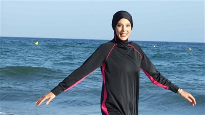 الشيوخ يحسم الجدل في أزمة البوركيني (فيديو)