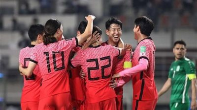 كيم يونج يسجل الهدف الثاني لمنتخب كوريا في مرمى مصر 