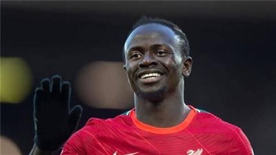 وسط ترقب بايرن ميونخ.. ماني يضع شرطًا مُثيرًا لتجديد عقده مع ليفربول 