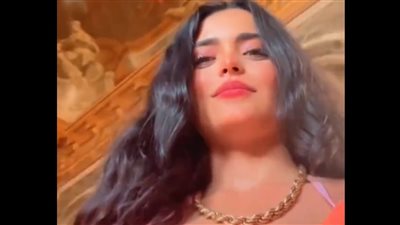 شاهد.. أحدث ظهور لأسماء جلال في فرنسا