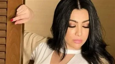 ميرهان حسين تتألق بأحدث إطلالة