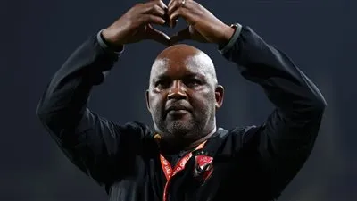 الأهلي يستقر على المدرب الجديد للفريق 