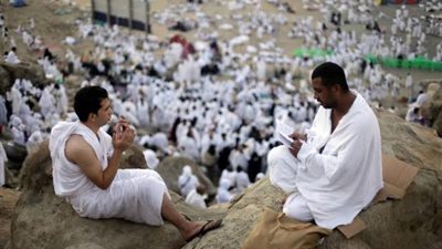 وصول أولى رحلات الحجاج عبر البحر إلى ميناء جدة الإسلامي