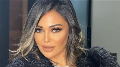 بالأسود.. داليا البحيري تتألق في أحدث ظهور لها (صور)