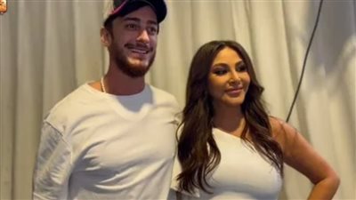 وصلة رقص بين إليسا وسعد لمجرد تشعل السوشيال ميديا (فيديو)