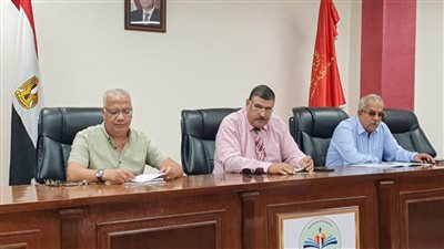 وكيل تعليم بورسعيد يجتمع برؤساء لجان امتحانات الشهادة الثانوية العامة