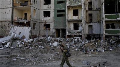 أوكرانيا تقاتل وحلف 