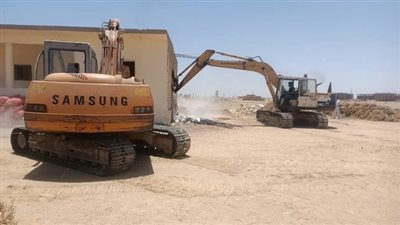 إزالة التعديات على 2642 فدانًا داخل كردون مدينة الفشن الجديدة بالتعاون مع الشرطة