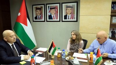 الأردن تبحث تعزيز التعاون الزراعي والأمن الغذائي مع الولايات المتحدة
