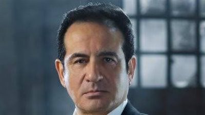 نجل محمد ثروت: انتظروا والدي في ثوب غنائي جديد