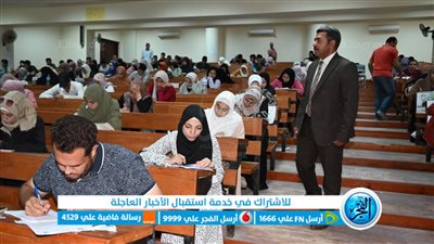  عميد آداب الفيوم يتفقد أعمال الامتحانات بالكلية