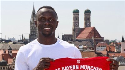 حاوي بايرن ميونخ يفاجئ ساديو ماني بقرار مثير