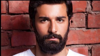 أحمد حاتم يتعاقد مع المدرب العالمي جوارديولا في فيلم 