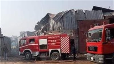 دون إصابات.. إخماد حريق مصنع أخشاب بالتجمع