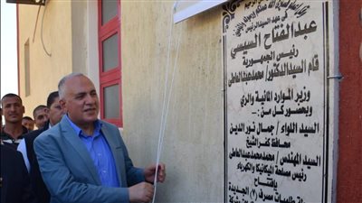 وزير الري يتفقد مشروعات الموارد المائية بكفر الشيخ والبحيرة 