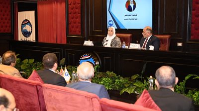 “مستقبل وطن” يستضيف وزيرة التضامن للحديث عن ملف الحماية الاجتماعية (صور)