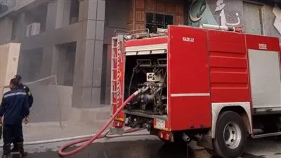 اندلاع حريق هائل داخل مبنى إداري في الدقي.. وانتقال قوات الدفاع المدني 