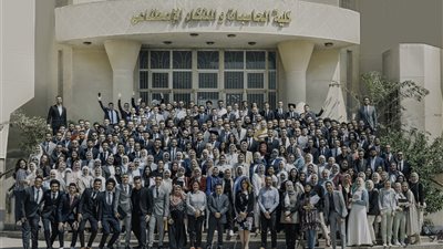 الانتهاء من مناقشة مشاريع تخرج طلاب الحاسبات والذكاء الاصطناعي بجامعة حلوان