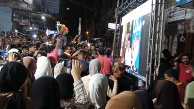 بعد الوصول لـ 40 مليون جنيه.. احتفالات أمام منزل الطفلة رُقيّة بالإسكندرية (فيديو وصور)