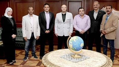 محافظ بني سويف يؤكد دعم كافة جهود الاتحاد الرباضي للجهاز الإداري على مستوى المحافظة