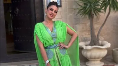 في أحدث ظهور لها.. درة تخطف أنظار متابعيها بإطلالتها (فيديو)