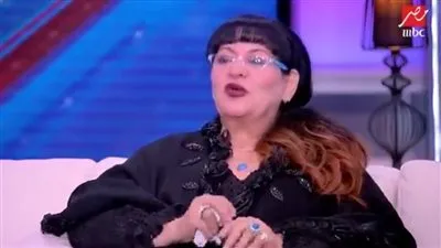 فريدة سيف النصر: ارتديت الحجاب بعد وفاة أخي.. وكنت بصلي ٤٠ ركعة بعد التصوير