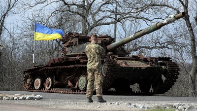 “رويترز”: أمريكا تعتزم شراء نظام دفاع صاروخي متطور لأوكرانيا