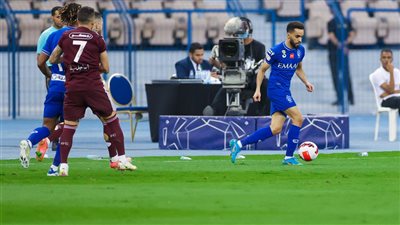 الهلال يتوج بلقب الدوري السعودي