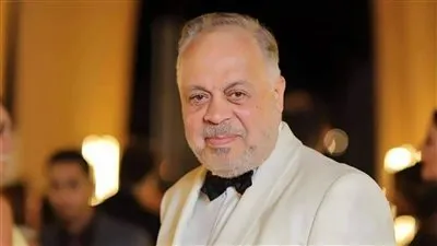 الليلة.. أشرف زكي برفقة طلبة المعهد العالي للفنون المسرحية في ضيافة برنامج 