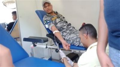 حملة للتبرع بالدم بمديرية أمن الأقصر