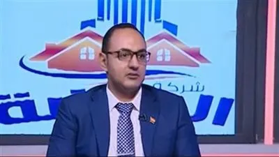 خبير اقتصادي يفجر مفاجأة حول عدد المصريين في السعودية (فيديو)
