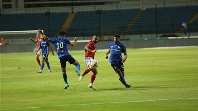 ميدو يعتذر لنجم الزمالك المعار لسموحة بعد تسجيله في شباك الأهلي