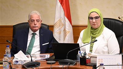 وزيرة التضامن تستقبل محافظ جنوب سيناء لبحث سبل التعاون بين الجانبين