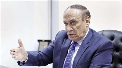 سمير فرج: الرئيس السيسي مؤمن بأهمية الديمقراطية منذ بداية حياته العسكرية (فيديو)