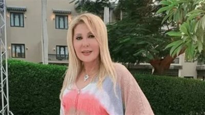 بإطلالة شبابية.. نادية الجندي تخطف الأنظار في أحدث ظهور