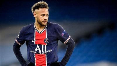 والد نيمار يعلق على أنباء رحيل نجله عن سان جيرمان 