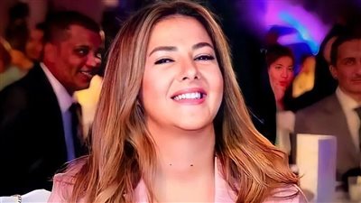 أول تعليق لـ دنيا سمير غانم على تقديم أغنية حملة 