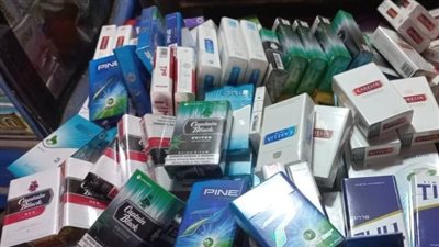 ضبط 7 آلاف علبة سجائر مجهولة المصدر داخل محل بسوهاج 