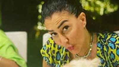 دون مكياج.. غادة عبد الرازق تخطف أنظار متابعيها