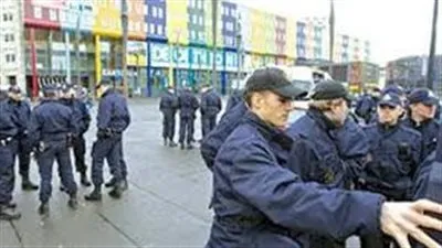 مزارعون هولندا يغلقون عشرات مراكز التسويق في البلاد 