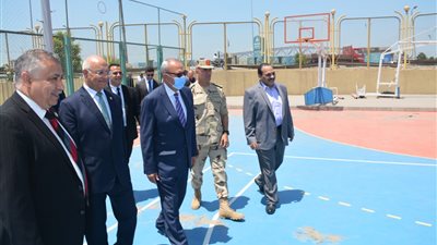 محافظ القليوبية ورئيس الجامعة يشهدان احتفالية بالذكرى التاسعة لـ30 يونيو