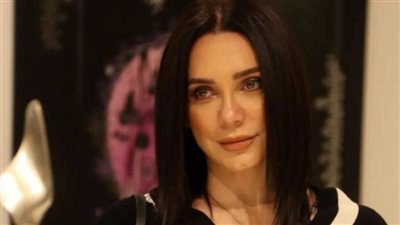 بالأسود.. سلاف فواخرجي تخطف الأنظار في أحدث ظهور لها