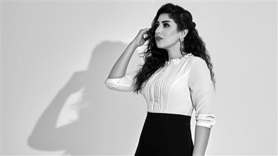 بإطلالة كلاسيكية.. أيتن عامر تتألق بأحدث ظهور لها