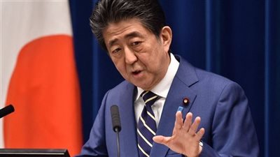 عاجل.. وفاة رئيس الوزراء الياباني السابق متأثرًا بإصابته في حادث إطلاق النار