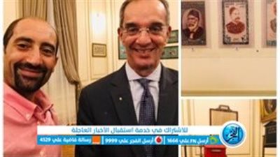 “بعد افتتاح الرئيس” وزير الاتصالات يصطحب الصحفيين بجولة لمتحف البريد وقصر السلطان حسين 