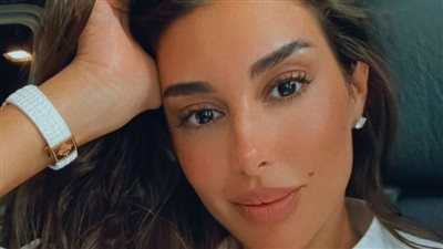 بالأبيض.. ياسمين صبري تخطف الأنظار في أحدث ظهور 