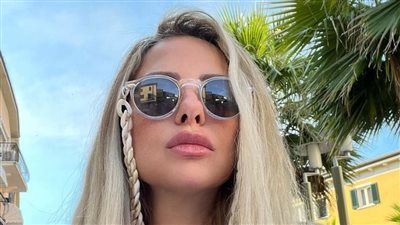 بإطلالة مميزة.. ريم مصطفى تغازل جمهورها ومحبيها 