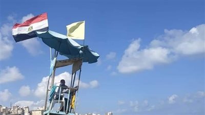 الإسكندرية ترفع الرايات الصفراء على الشواطئ وتحذر المصطافين (صور)