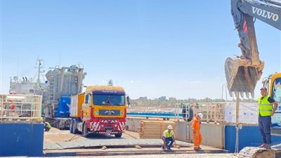 تداول 24 سفينة وتفريغ 9435 طن صودا ك أو ية بموانئ بورسعيد